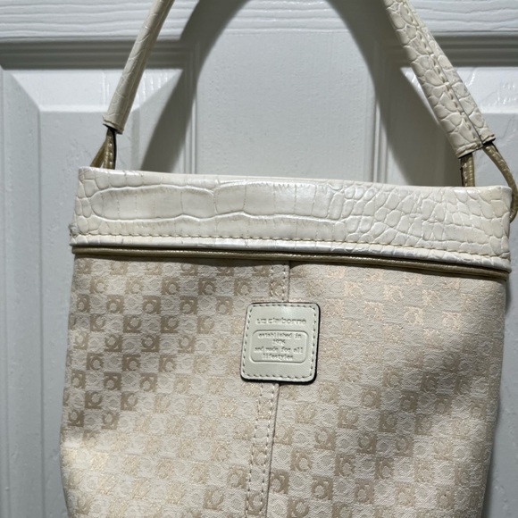 Elegant Cream Designer Handbag Liz Claiborne bag 🔥❤️❤️🔥 - Picture 3 of 3